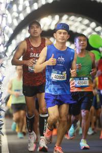 BIB: 1029, 40996, 42040
                            <button type="button" onclick="openModal(20229900)" class="btn btn-primary btn-sm float-right btn-popup" data-toggle="modal" data-target=".modal-high-quality">
                        <i class="fas fa-shopping-cart"></i> Add to Cart
                    </button>
                                            <button type="button" onclick="isThisMe(20229900, true)" class="btn btn-success btn-sm float-right btn-popup btn-isme hidden" data-toggle="tooltip" data-placement="bottom" title="นี่คือรูปของคุณใช่ไหม คลิกที่นี่เพื่อเอาเข้าอัลบั้ม">
                        <i class="fas fa-plus"></i> Add to album
                    </button>
                    <button type="button" onclick="isThisMe(20229900, false)" class="btn btn-warning btn-sm float-right btn-popup btn-isnotme hidden">
                        <i class="fas fa-ban"></i> Remove from album
                    </button>